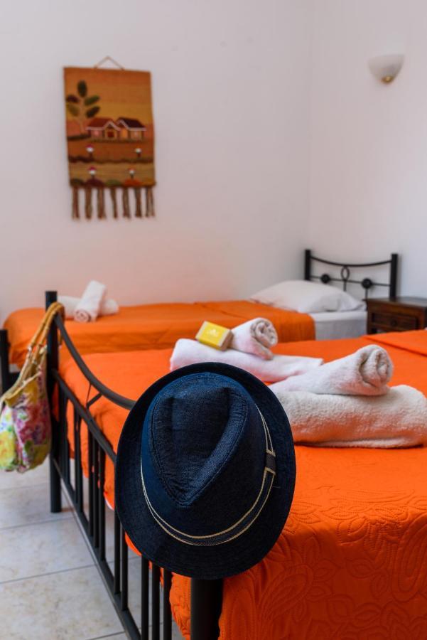 Des Roses Hotel Plataniász Kültér fotó