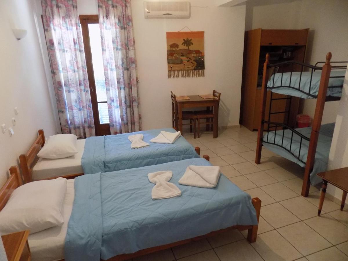 Des Roses Hotel Plataniász Kültér fotó