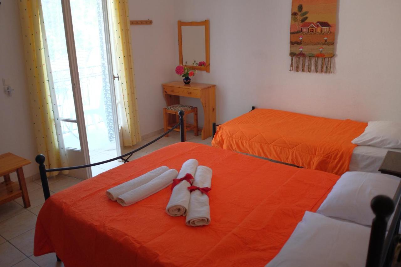 Des Roses Hotel Plataniász Kültér fotó