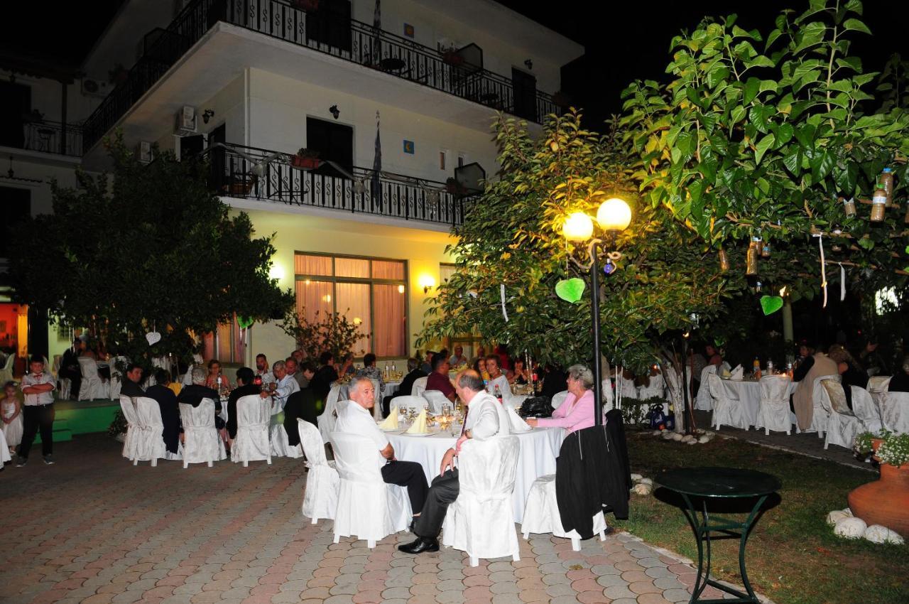 Des Roses Hotel Plataniász Kültér fotó